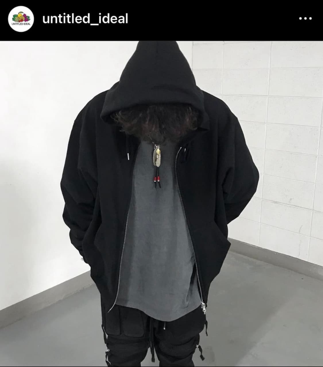 언타이틀드 아이딜 후드 집업 초판 상품이미지2