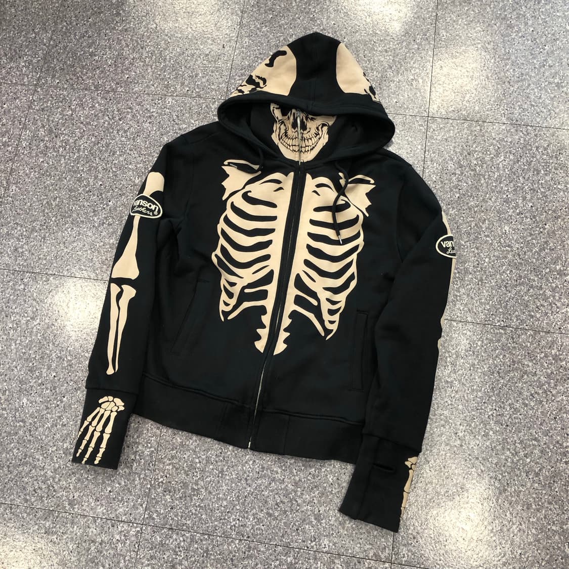 밴슨 본 스켈레톤 넥 워머 후드집업 상품이미지2