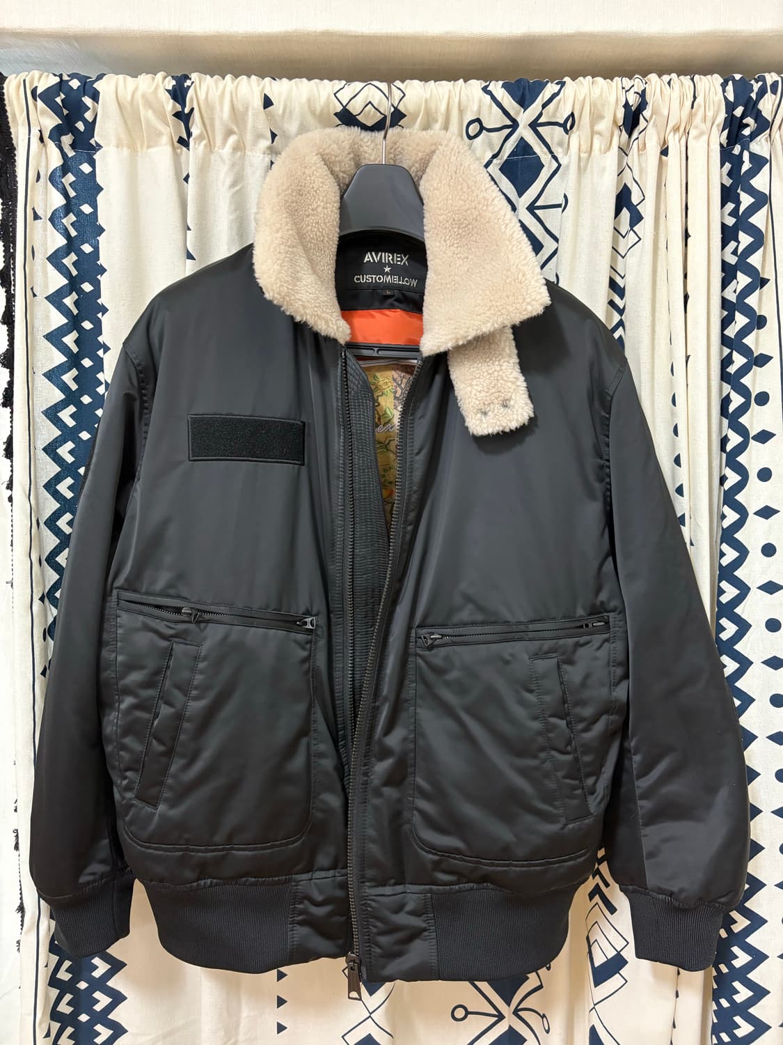 커스텀멜로우 x 아비렉스 / b15 점퍼 상품이미지1