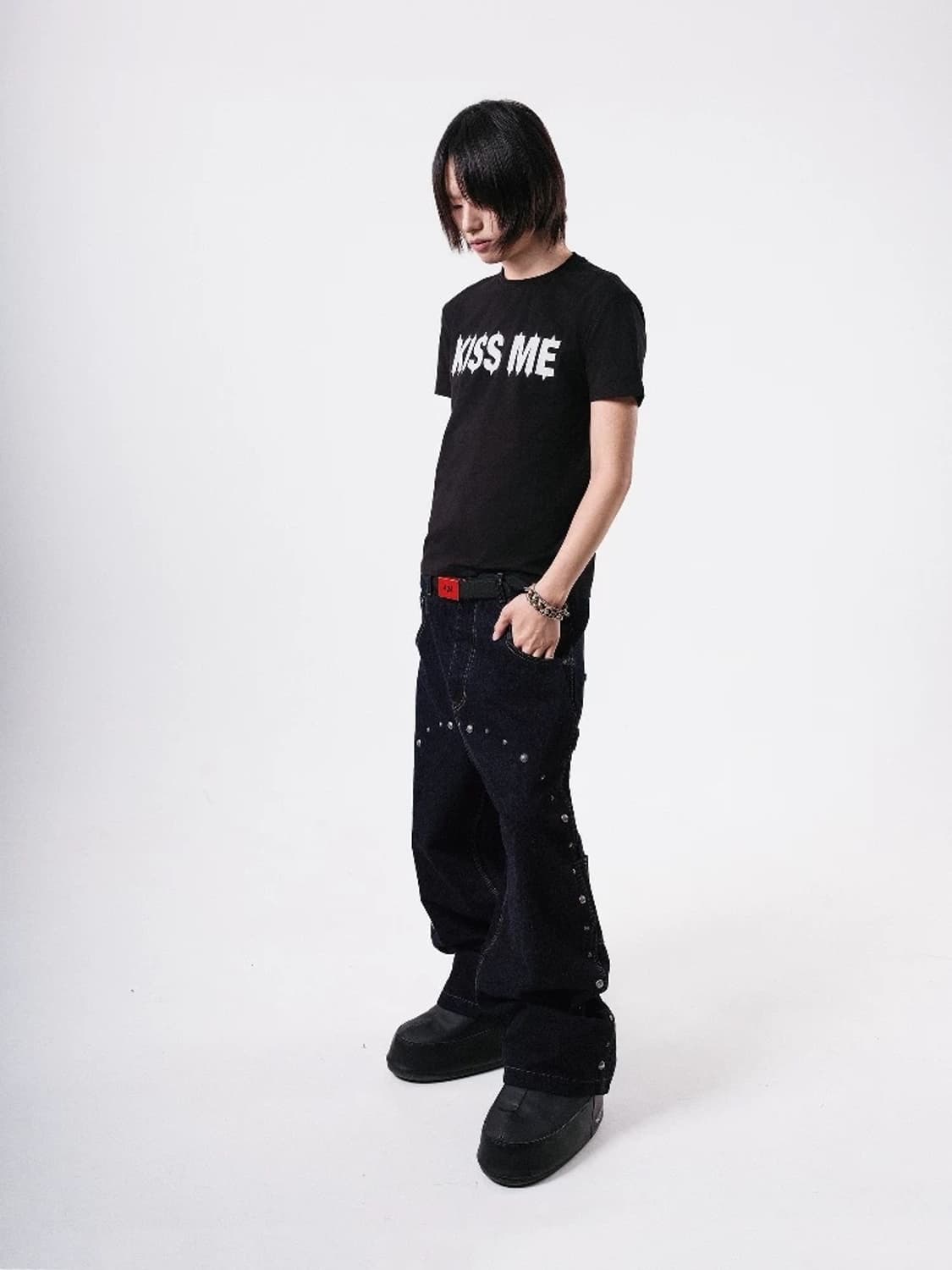 Kiss Me Printed Tee 상품이미지4