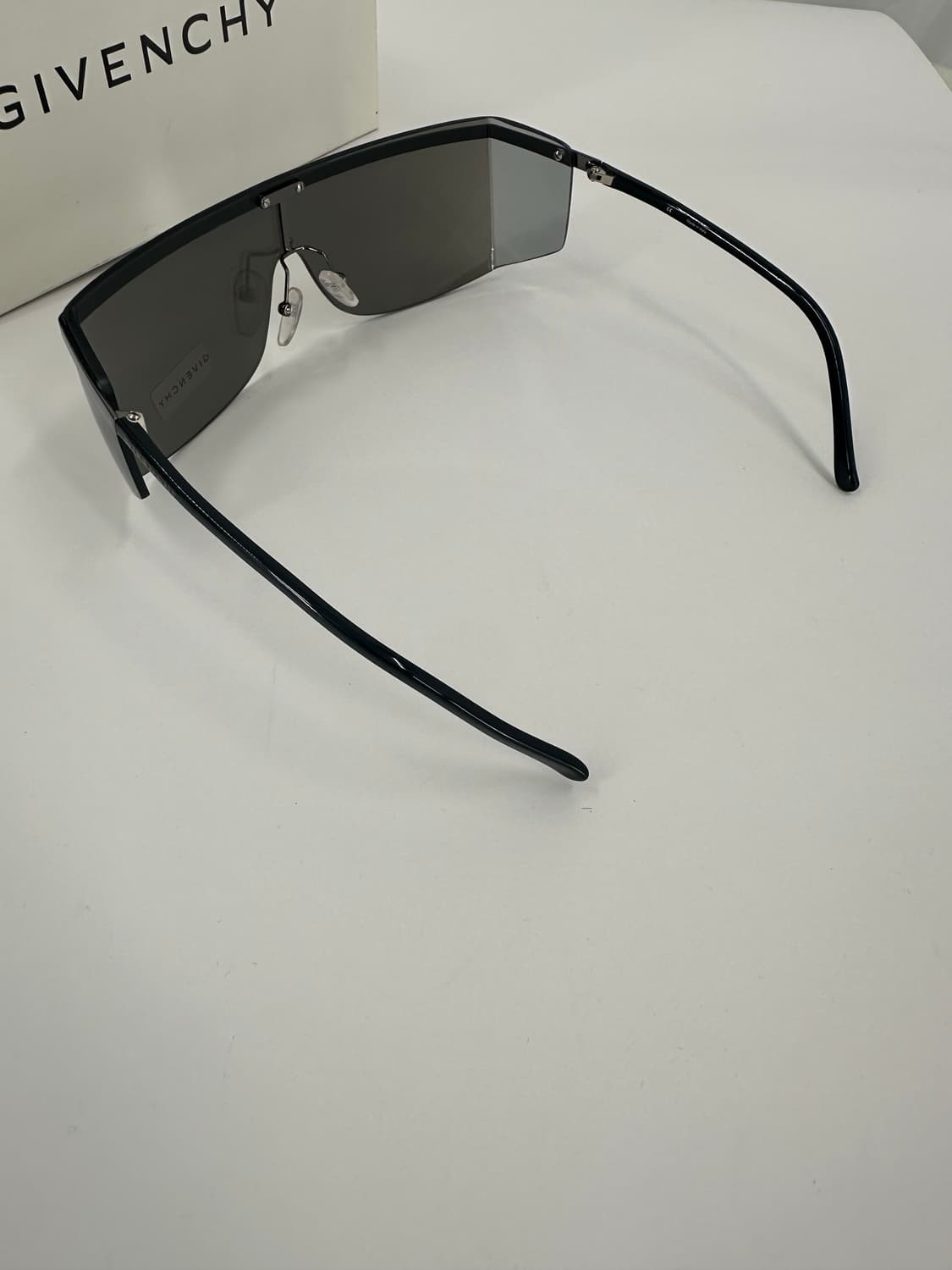 [새상품 무료배송] 정품 지방시 Made in Italy 선글라스 상품이미지8