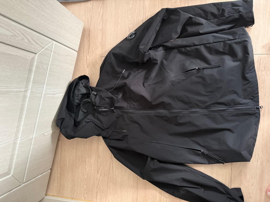 CP컴퍼니 PRO-TEK 후드 윈드브레이커 블랙 M 상품이미지2