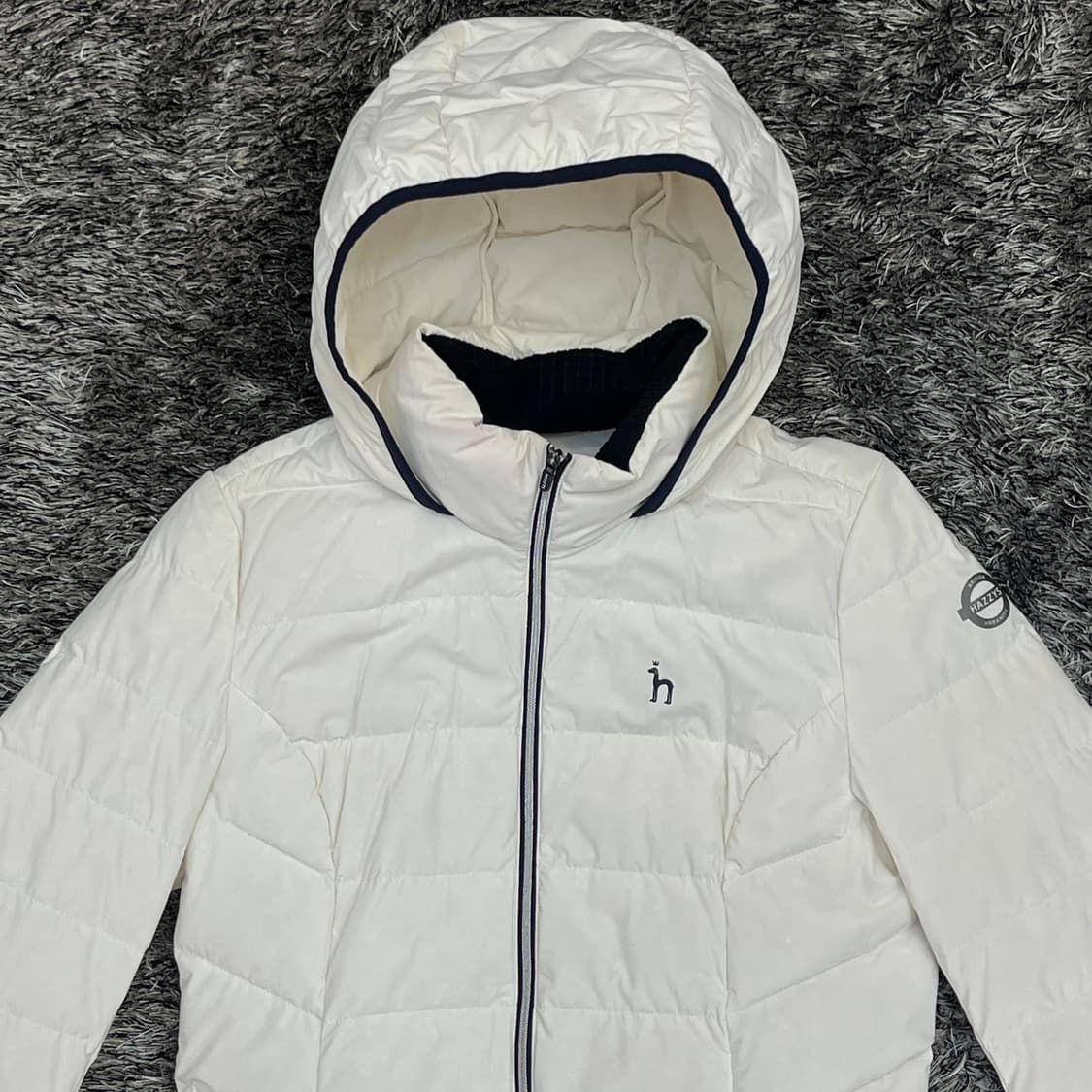 헤지스골프 여성 구스다운 스트레치 점퍼 (85) 상품이미지2