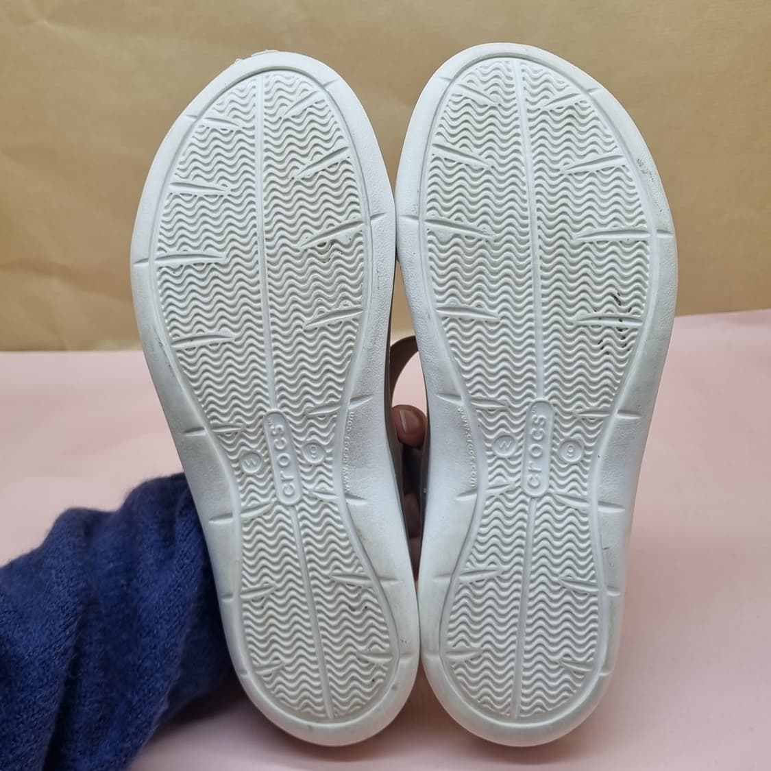 크록스 스위프트워터 슬리퍼 250 상품이미지3