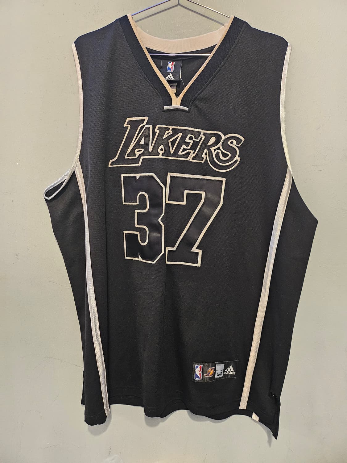 아디다스 nba 레이커스 나시 상품이미지1