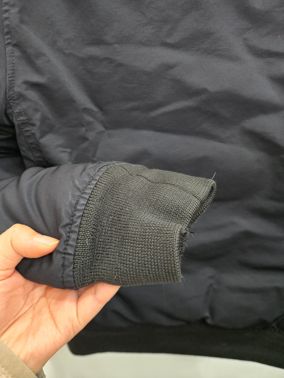 100,L )) LEVI'S리바이스 다운 숏패딩! 깔끔하고 이쁜 스타일! 상품이미지4