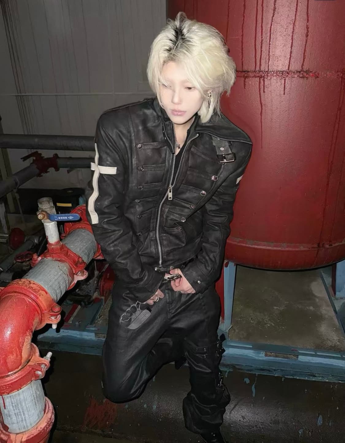 Gothic Cross Cropped Leather Jacket 상품이미지2