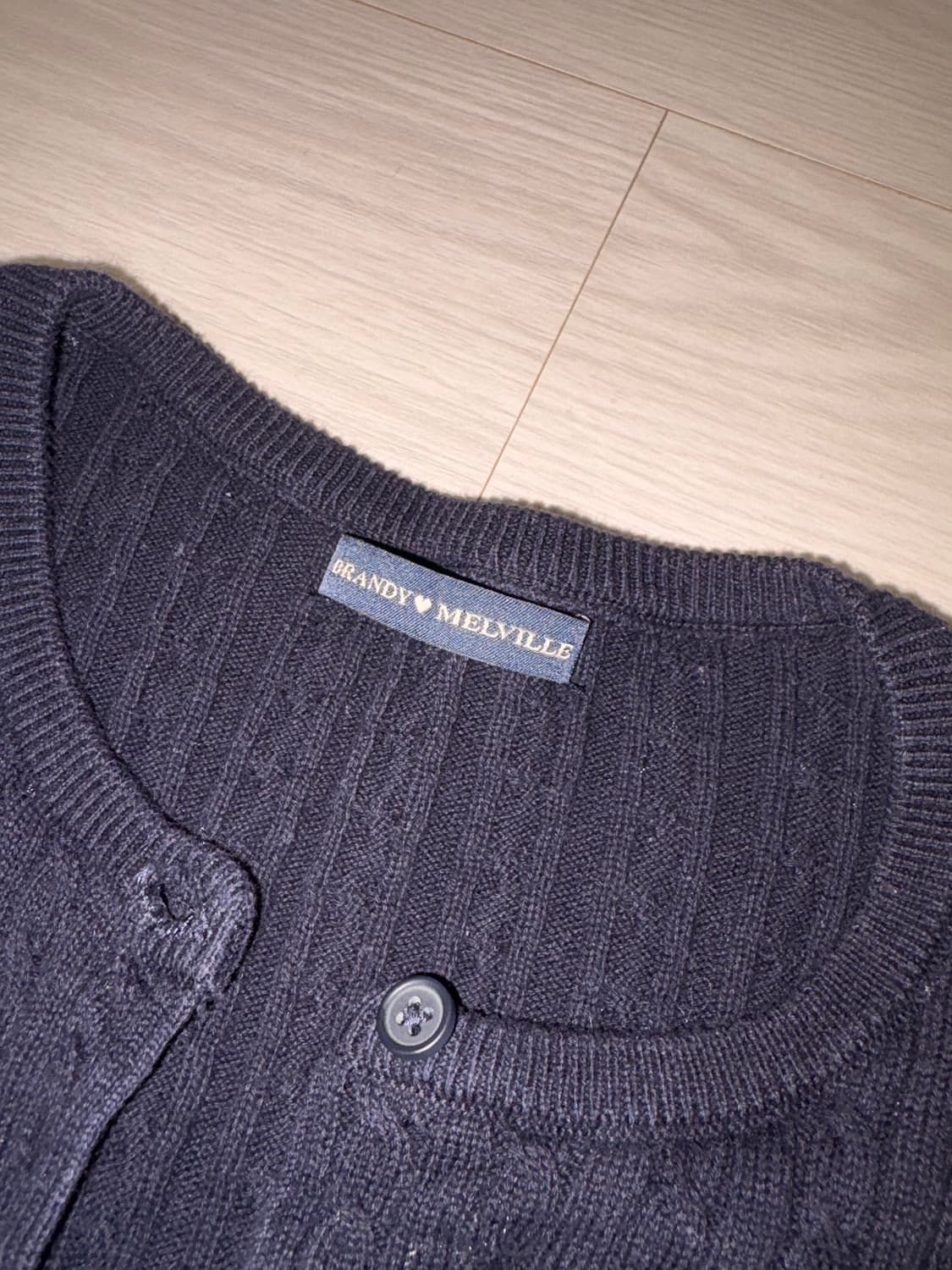 Brandy Melville 브랜디 멜빌 가디건 상품이미지2