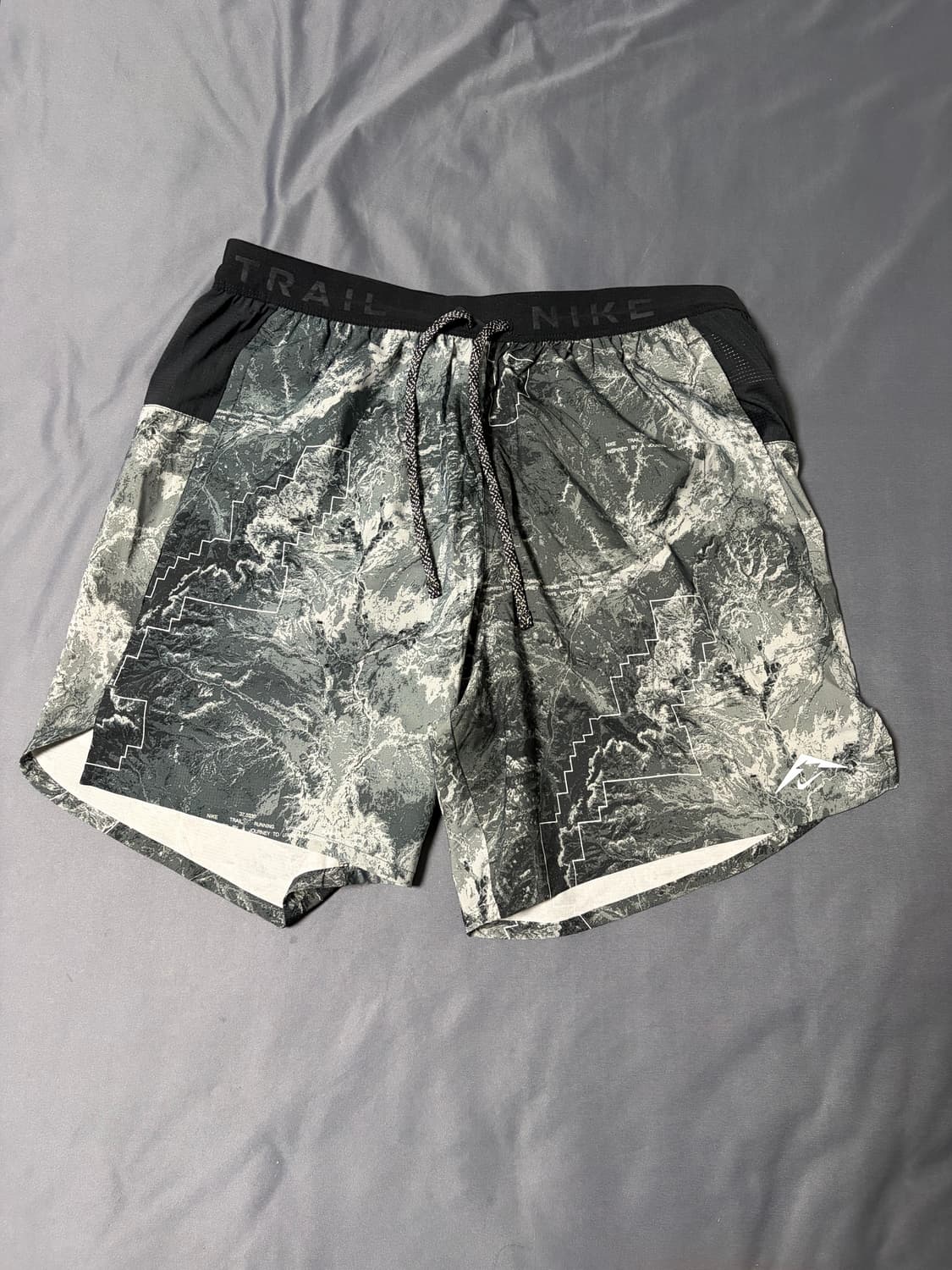 나이키 트레일 러닝쇼츠 L 상품이미지1