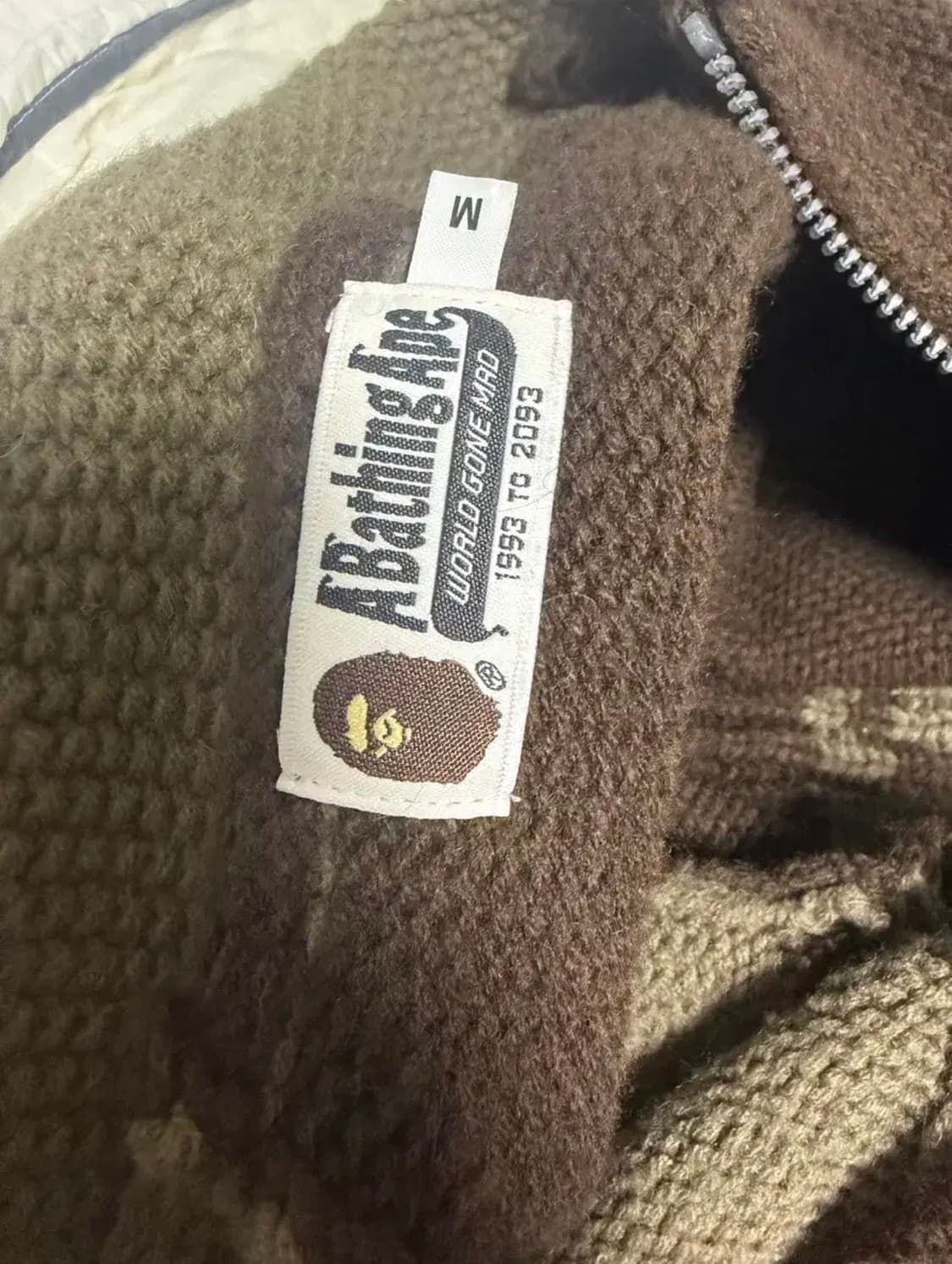 베이프 코위찬 니트집업 M 사이즈 상품이미지2