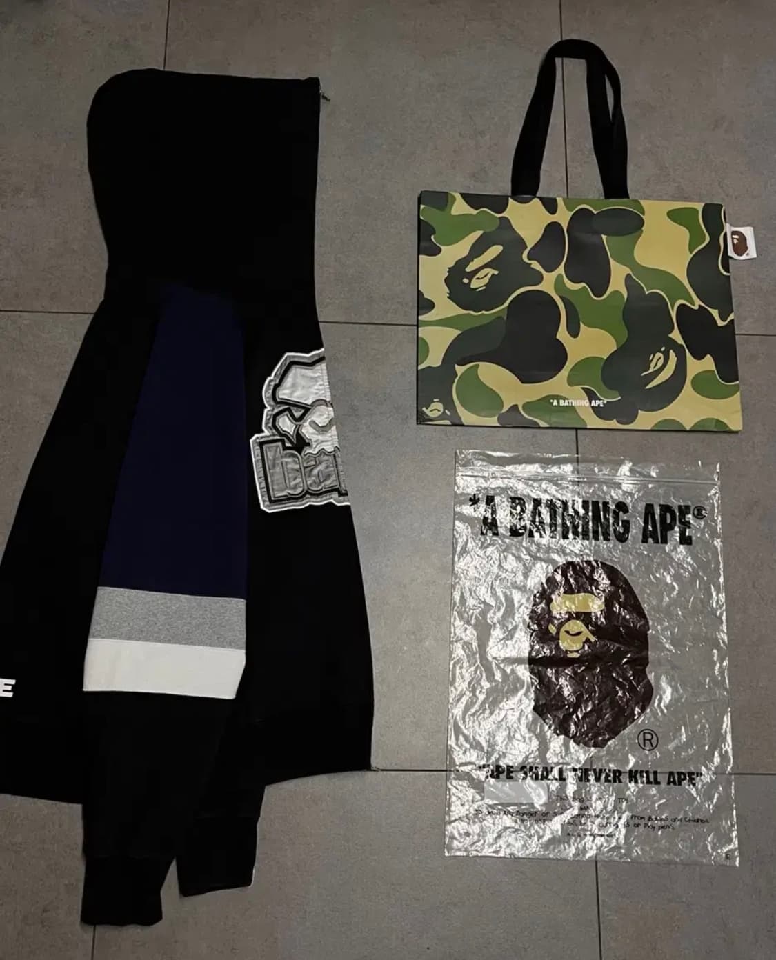 베이프 로고 후드집업 L 상품이미지1