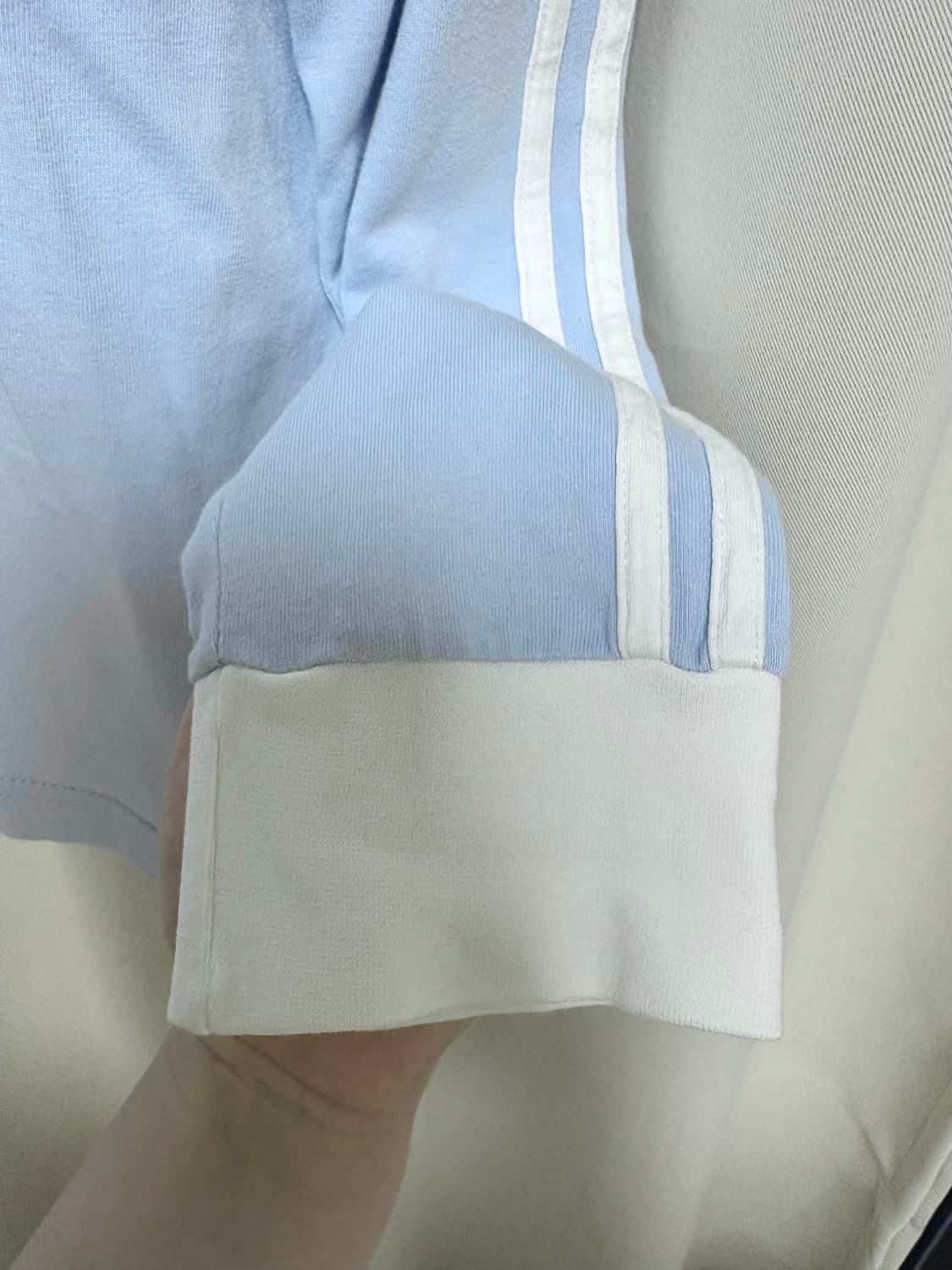 핀터깔 아디다스 긴팔슬리브 상품이미지3