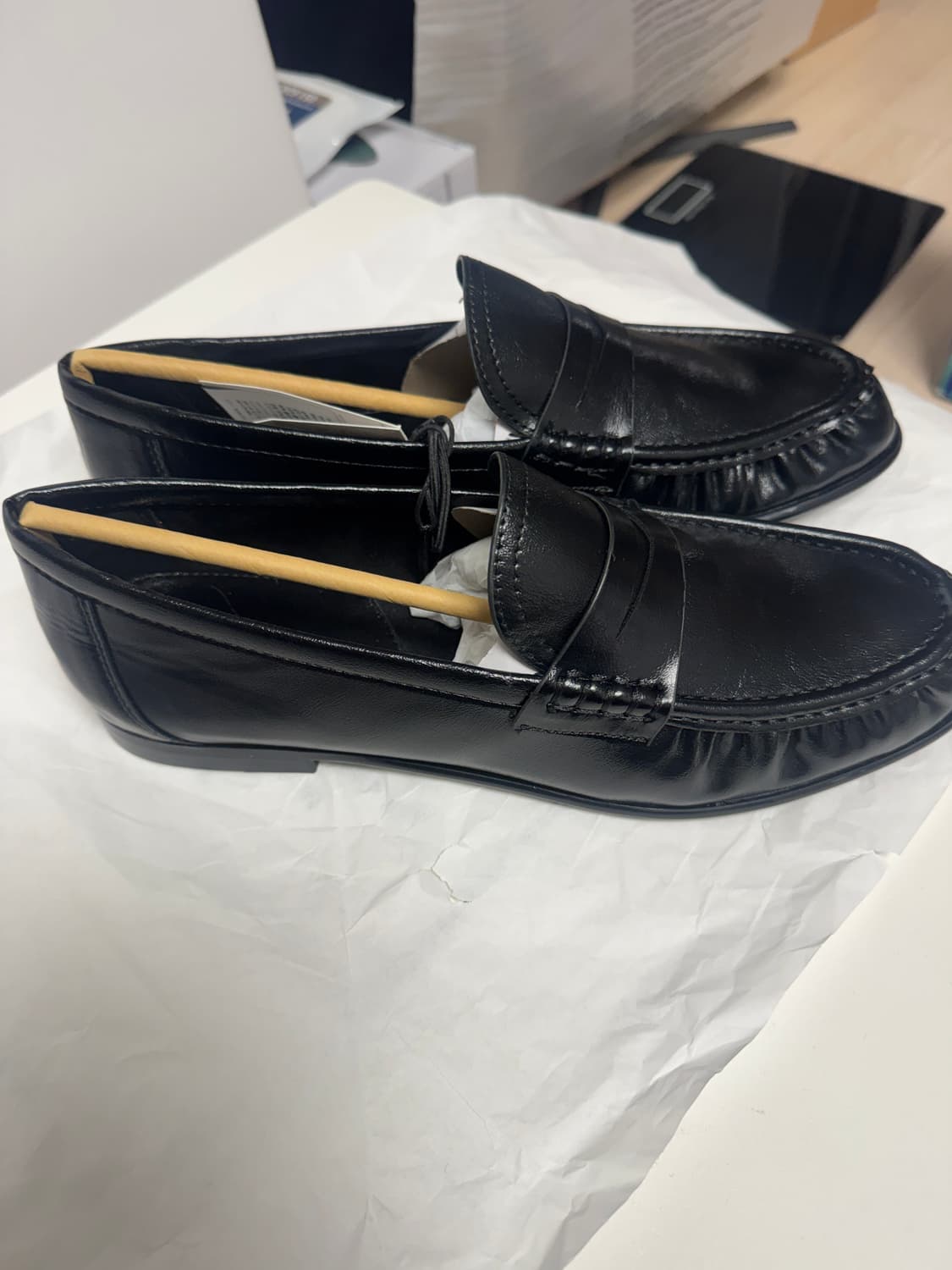 (275)자라 더로우 소프트 개더드 로퍼 블랙 상품이미지4