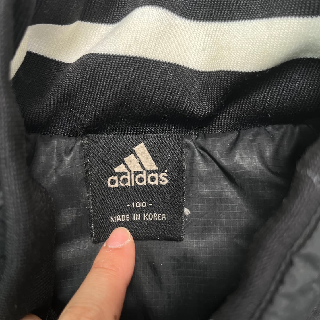 100 아디다스 레알마드리드 자수 덕다운 패딩 상품이미지3