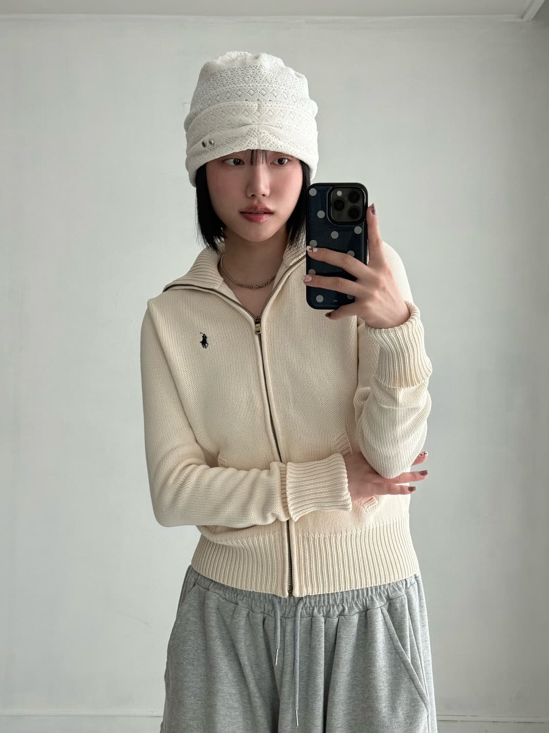 폴로 하이넥 아이보리 니트집업 상품이미지4