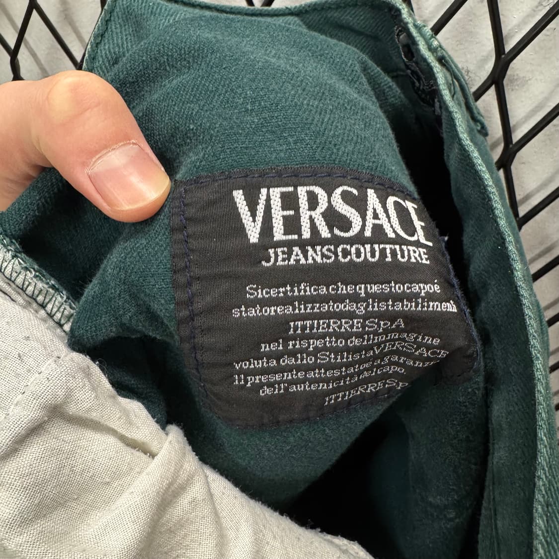 90s 베르사체 진스 꾸뛰르 코튼 팬츠 후면 로고탭 포인트 그린 상품이미지8