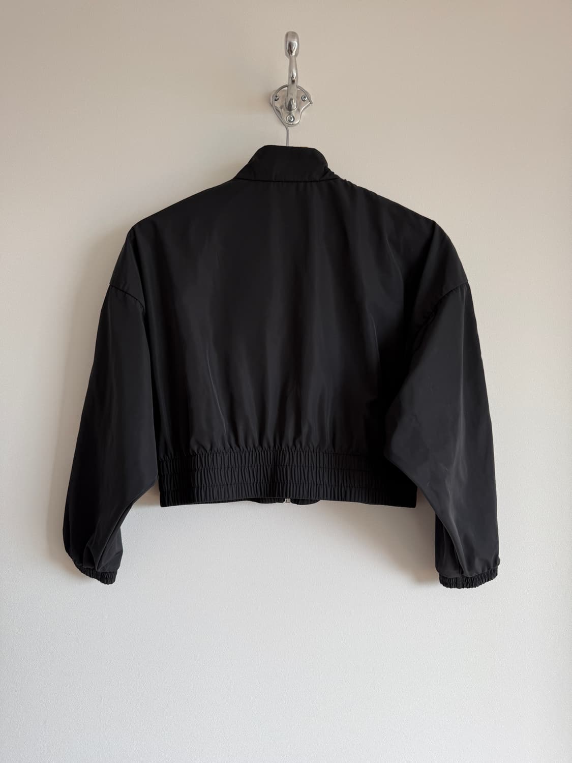 아디다스(adidas) 크롭 바람막이 윈드브레이커 상품이미지5