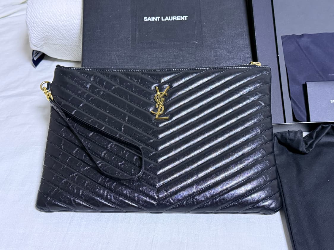 생로랑 클러치백 뉴미디움 금장 풀박스 21SS 상품이미지1