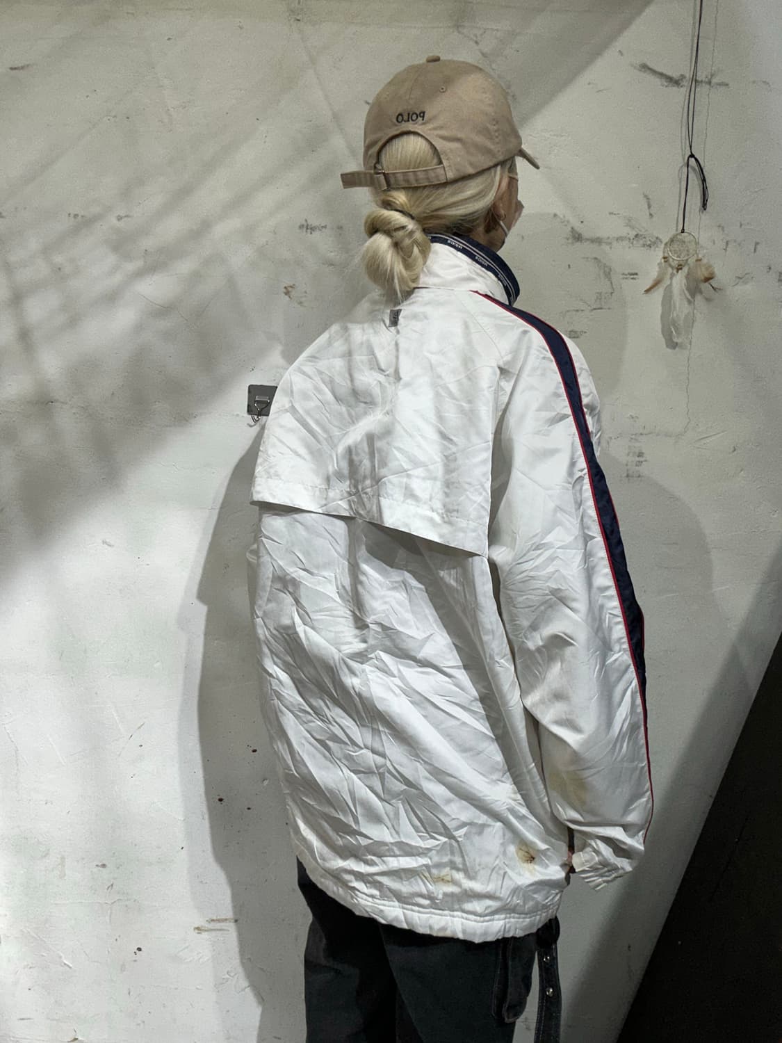 아식스 화이트 블랙 사이드 라인 바람막이 자켓 L 상품이미지3