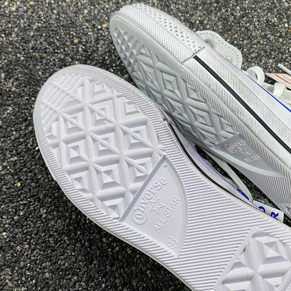 컨버스 x 아더에러 시그니피컨트 척 70 로우 화이트 블루 B4277 상품이미지5