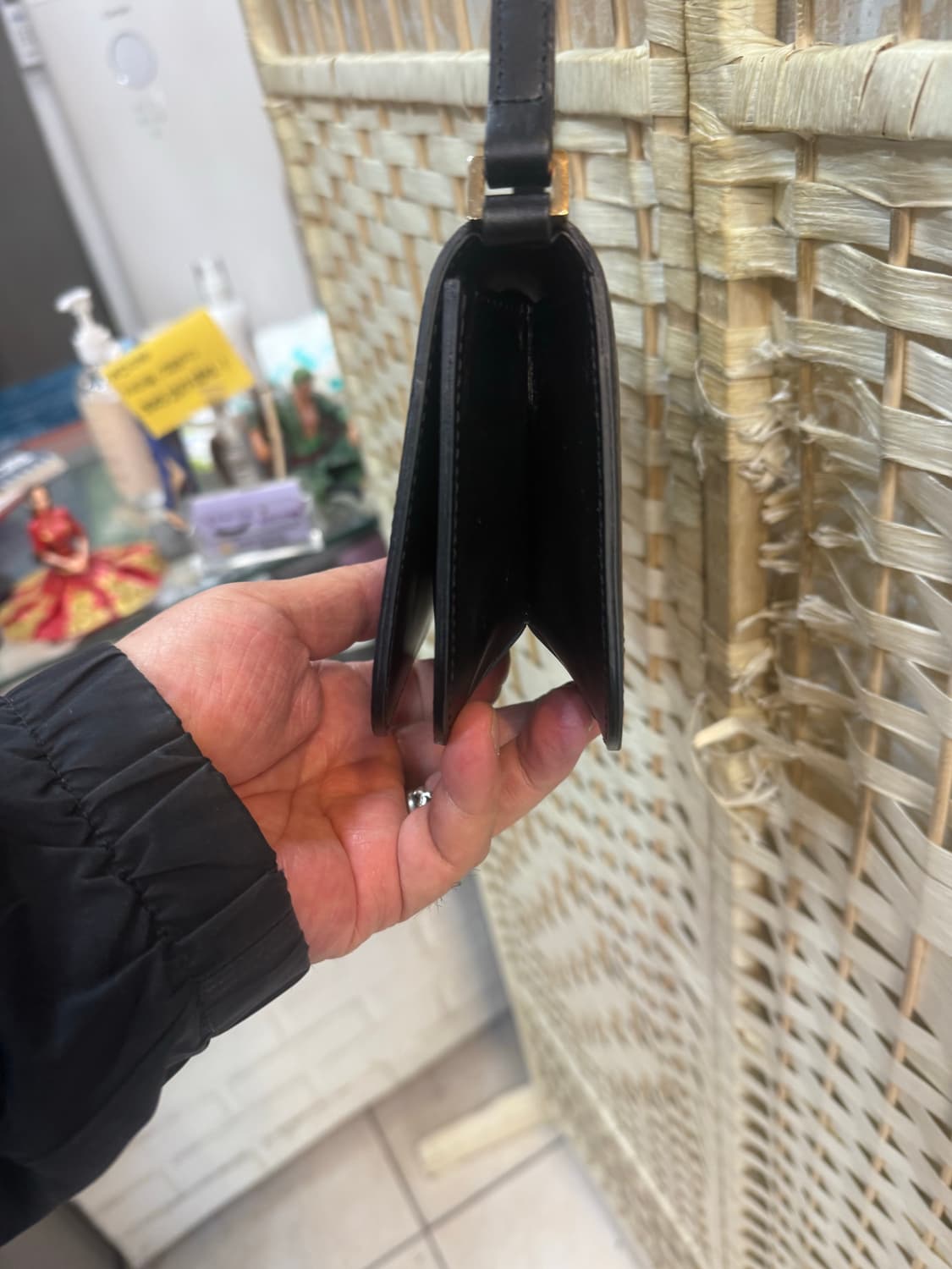 정품 셀린느 퀴르 트리옹프 미니 숄더백 팝니다 상품이미지3