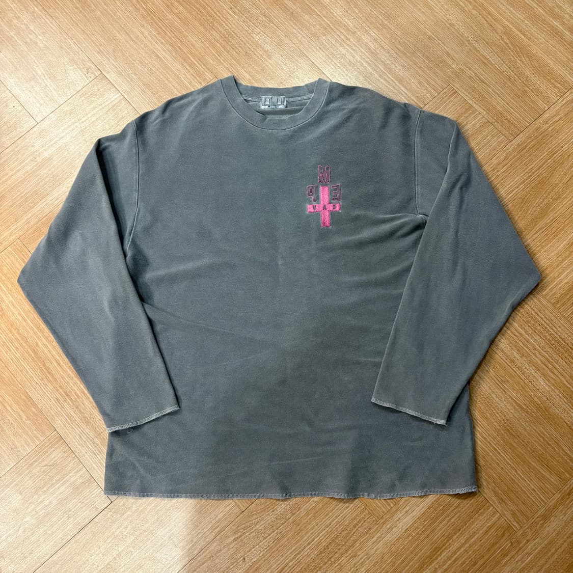 카브엠트 그레이 롱슬리브 티셔츠 상품이미지2