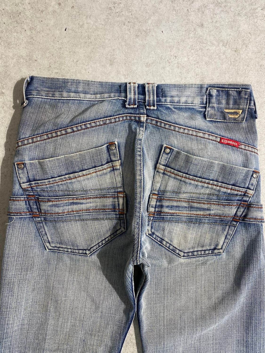 [32] Diesel 디젤 더티워시드 부츠컷 데님팬츠 상품이미지8