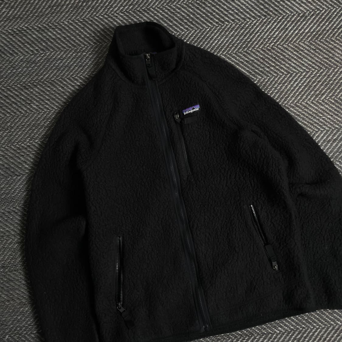 파타고니아 레트로 파일 블랙 플리스 자켓 y 3368 상품이미지1