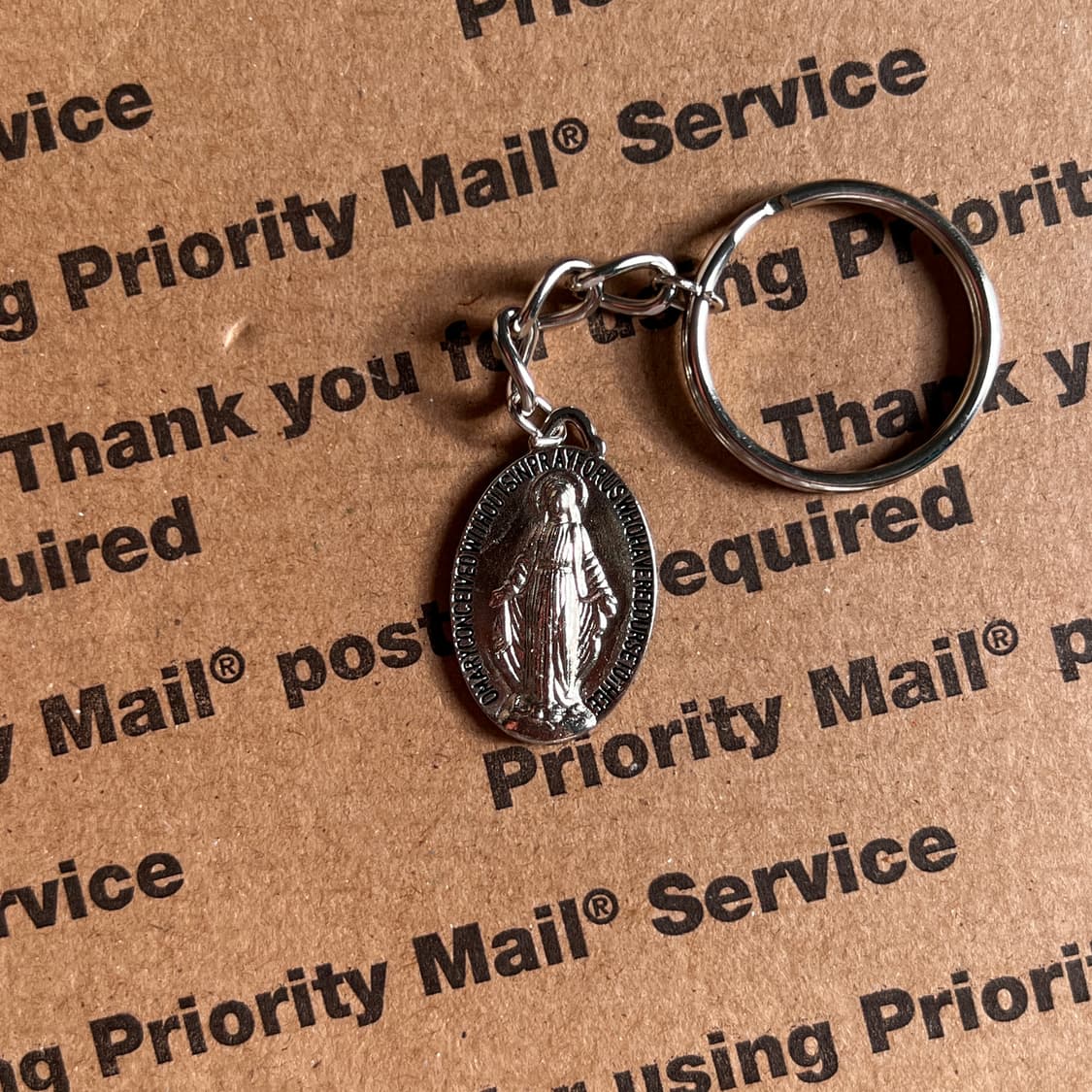 90s vtg Miraculous Medal Keyring 상품이미지1