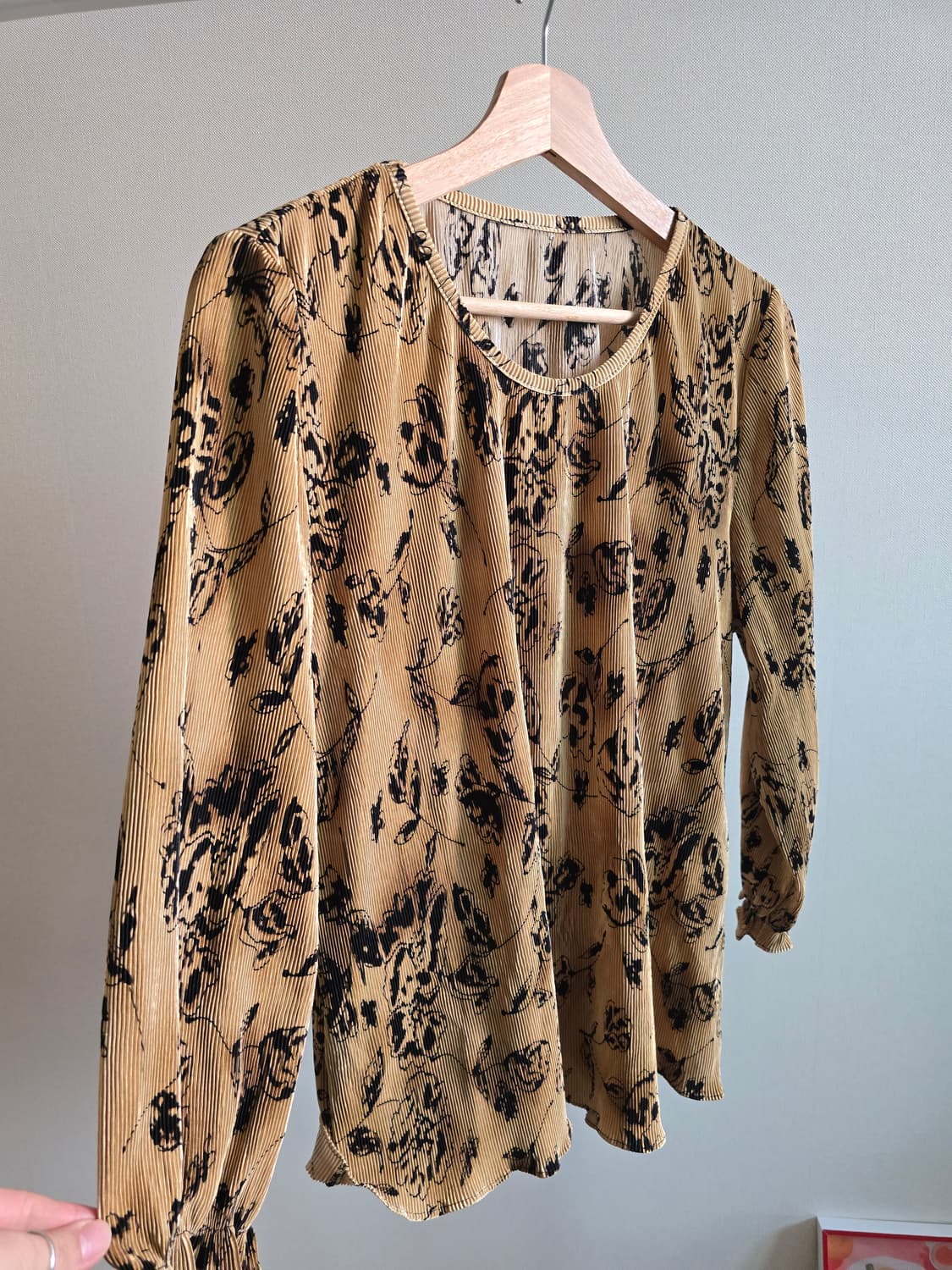 Vintage pleated floral blouse 상품이미지2