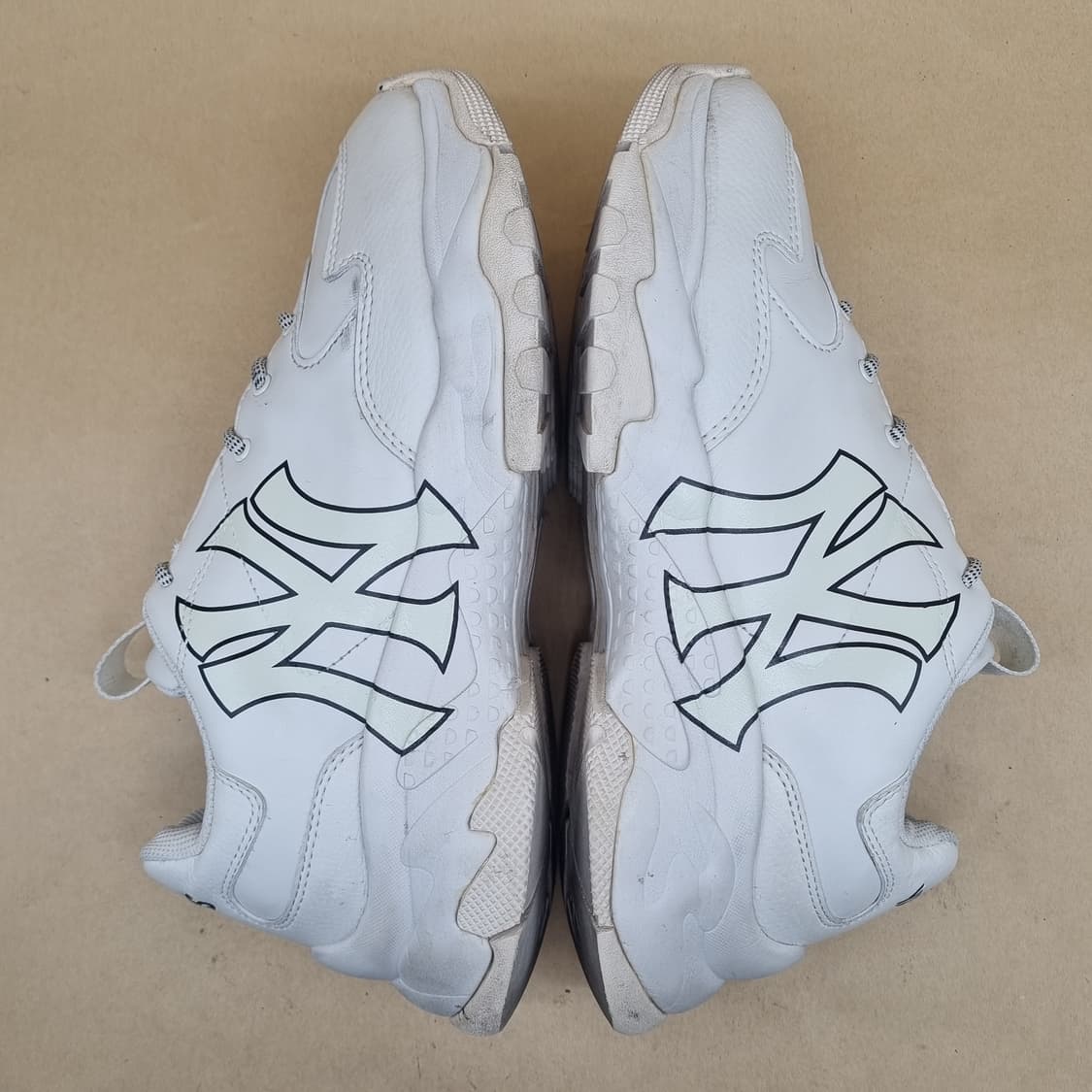 MLB 빅볼청키 뉴욕양키스 남성운동화270 상품이미지5