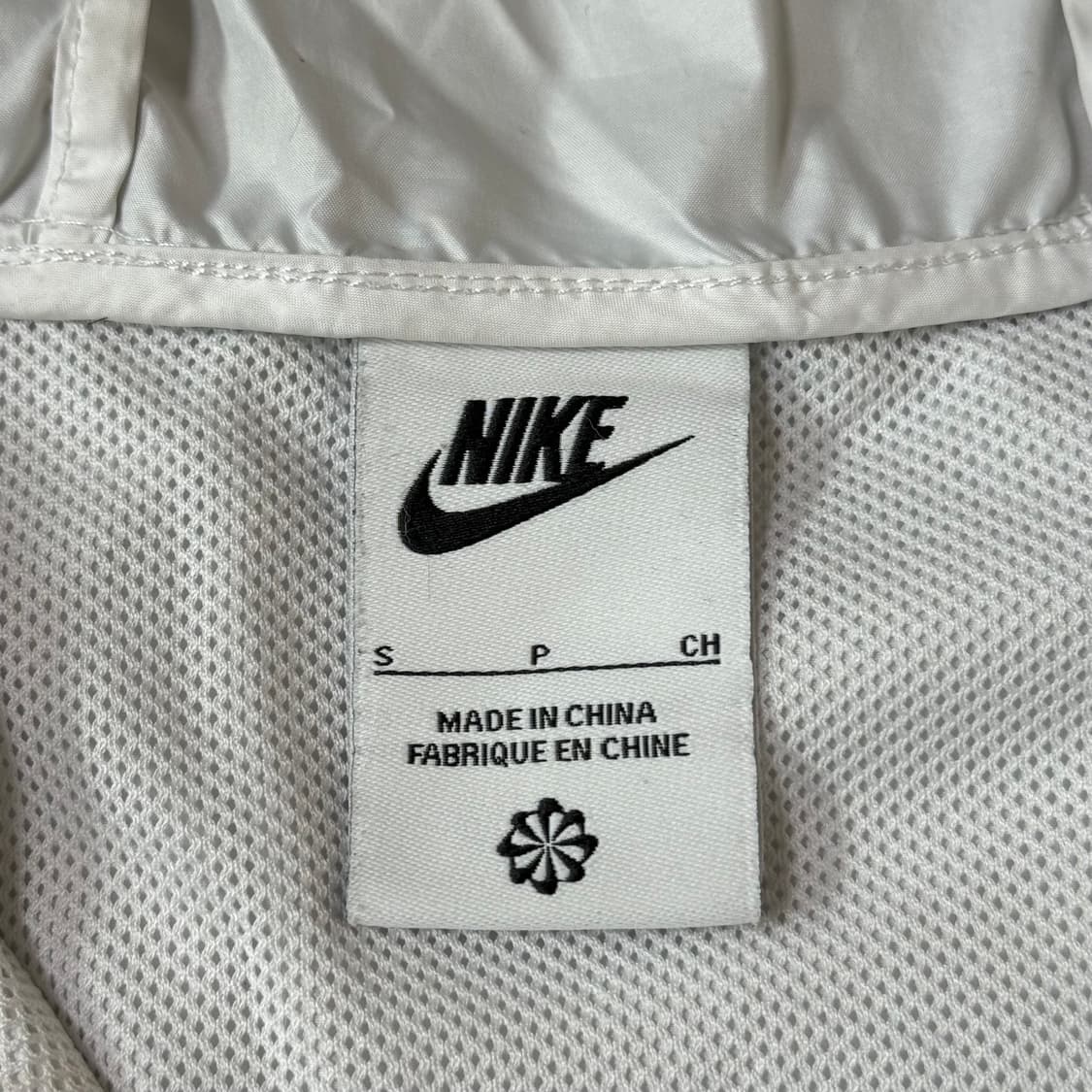 [정가 10만원] 나이키 바람막이 여성용 상품이미지8