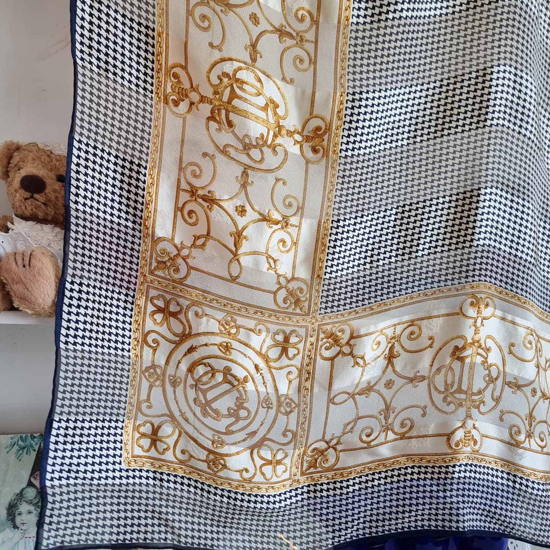 Christian Dior(크리스찬 디올) 하운드투스 실크 스카프 상품이미지5