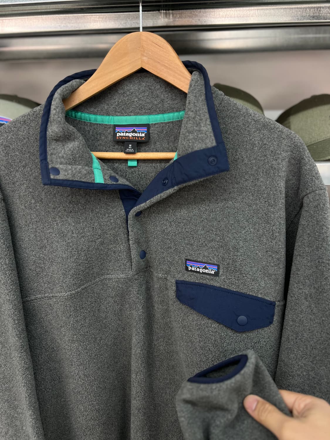 파타고니아 신칠라 스냅티 플리스 풀오버 니켈 네이비 블루 상품이미지4