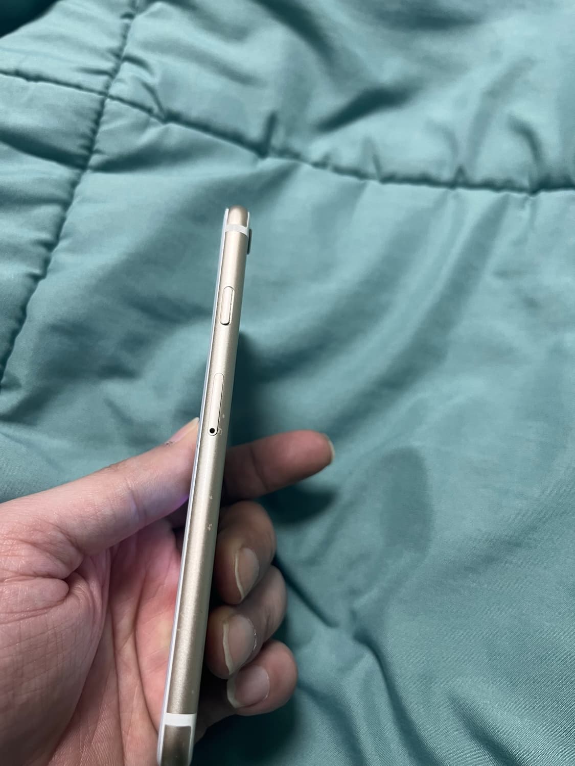 아이폰6S 골드 128GB 상품이미지3