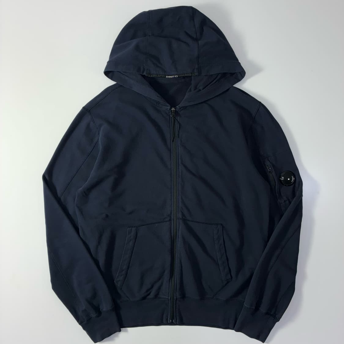 C.P. Company  씨피 컴퍼니 라이트 플리스 후드집업   상품이미지1