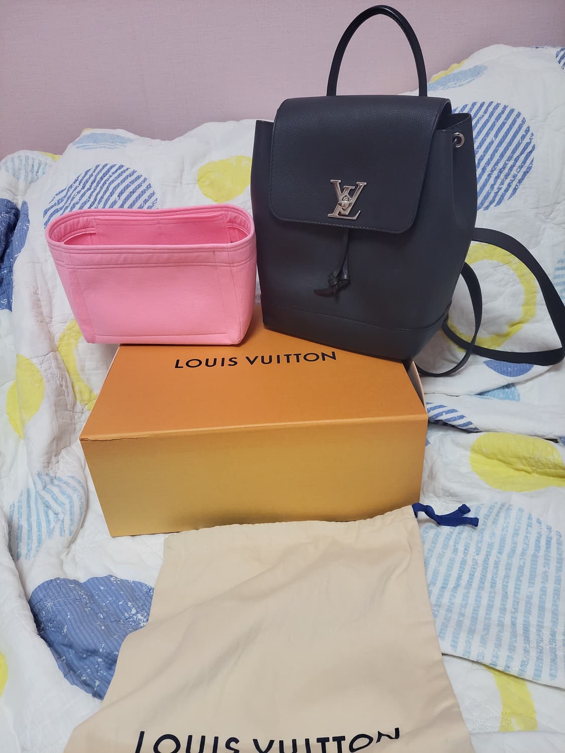 정품)급처상태좋음!루이비통 락미 백팩 소시 윤아 가방 공홈가 387만원 상품이미지2