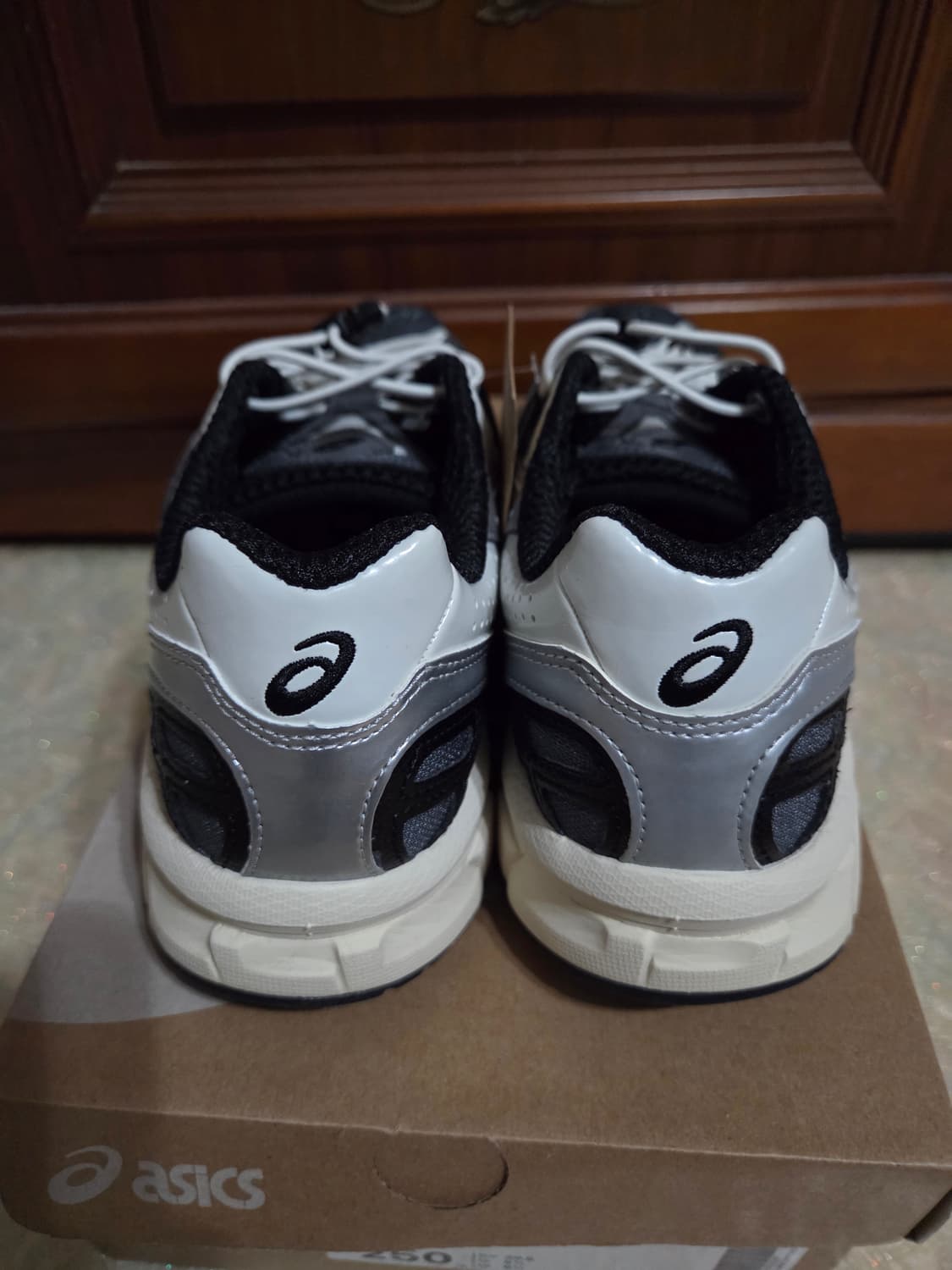 아식스 젤소노마 15-50 스틸그레이 퓨어실버 상품이미지5