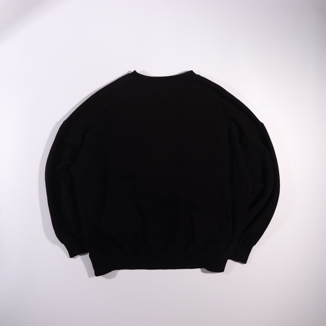 키르시 로고 크롭 맨투맨 B235 상품이미지4