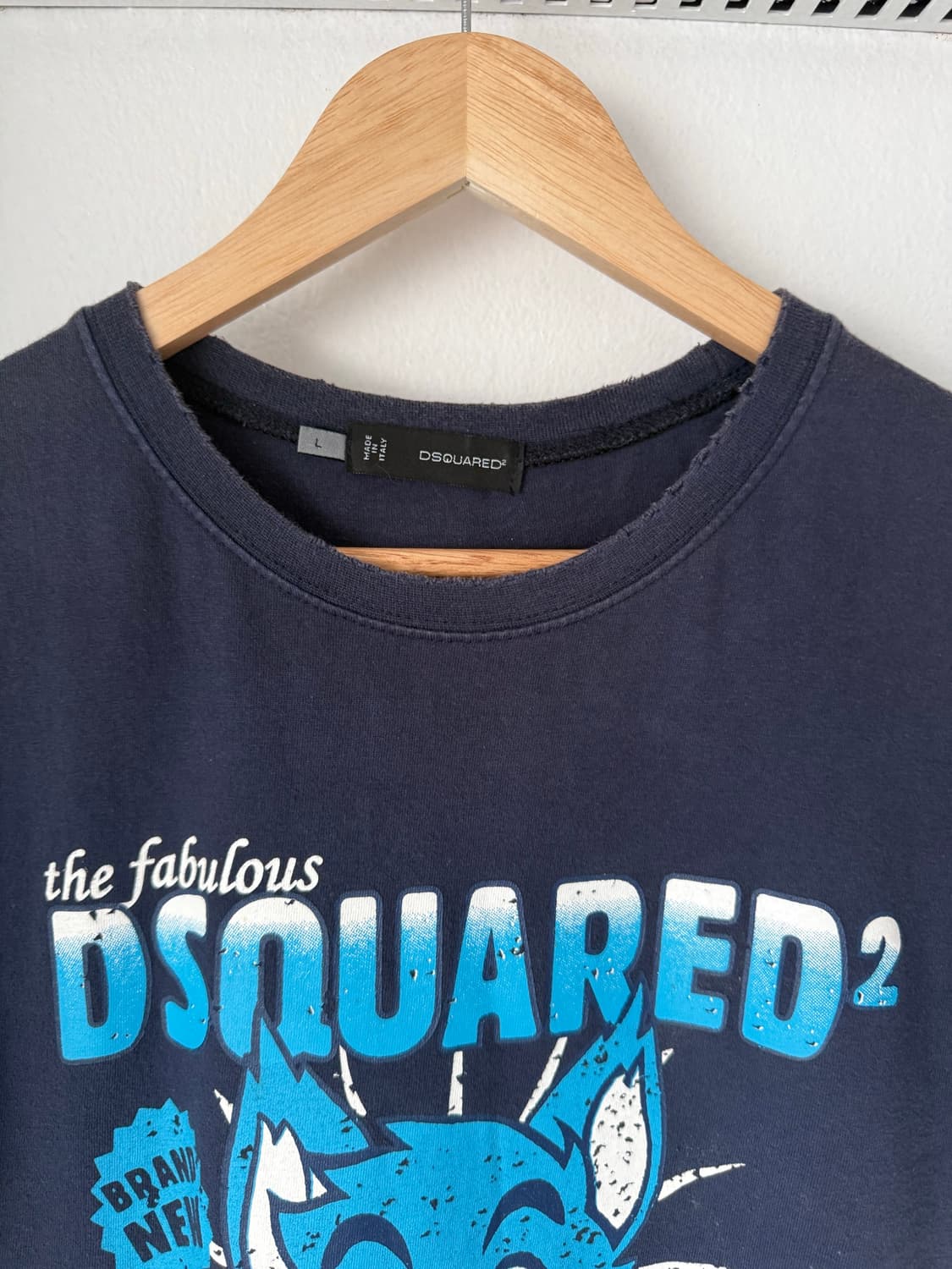 Sunfaded distressed 00s Dsquared2 Tee 상품이미지6
