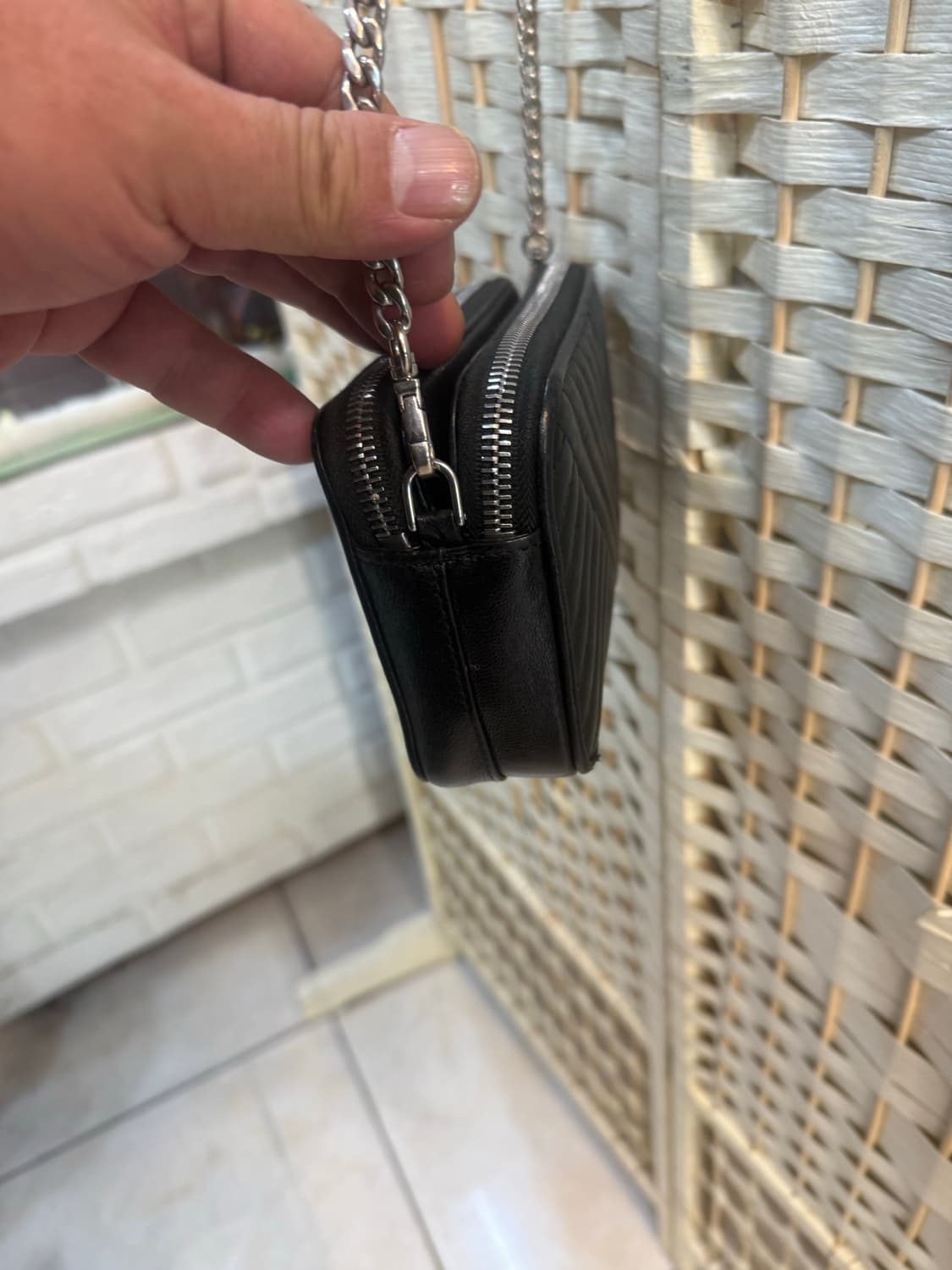 정품 프라다 다이어그램 미니 체인백 팝니다 상품이미지3