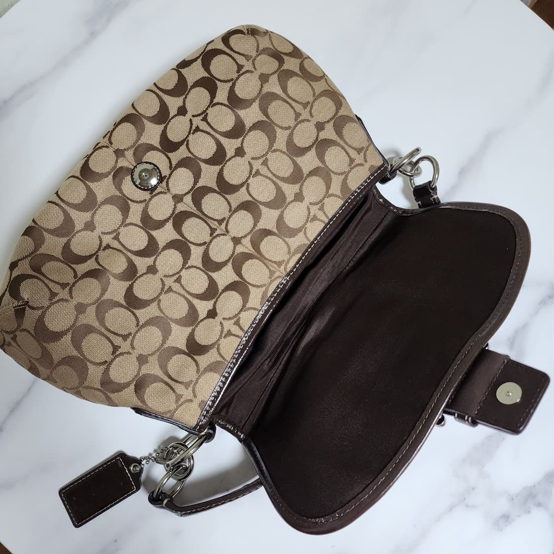 코치 플랩 숄더백 상품이미지5