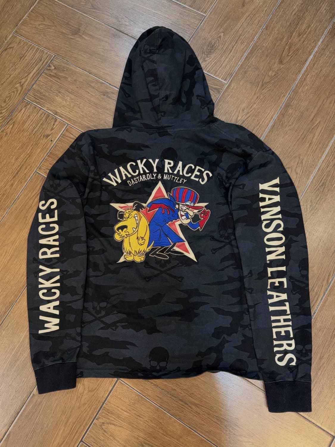 밴슨 X 와키 레이스 패치 콜라보 카모 후드 롱슬리브  상품이미지8