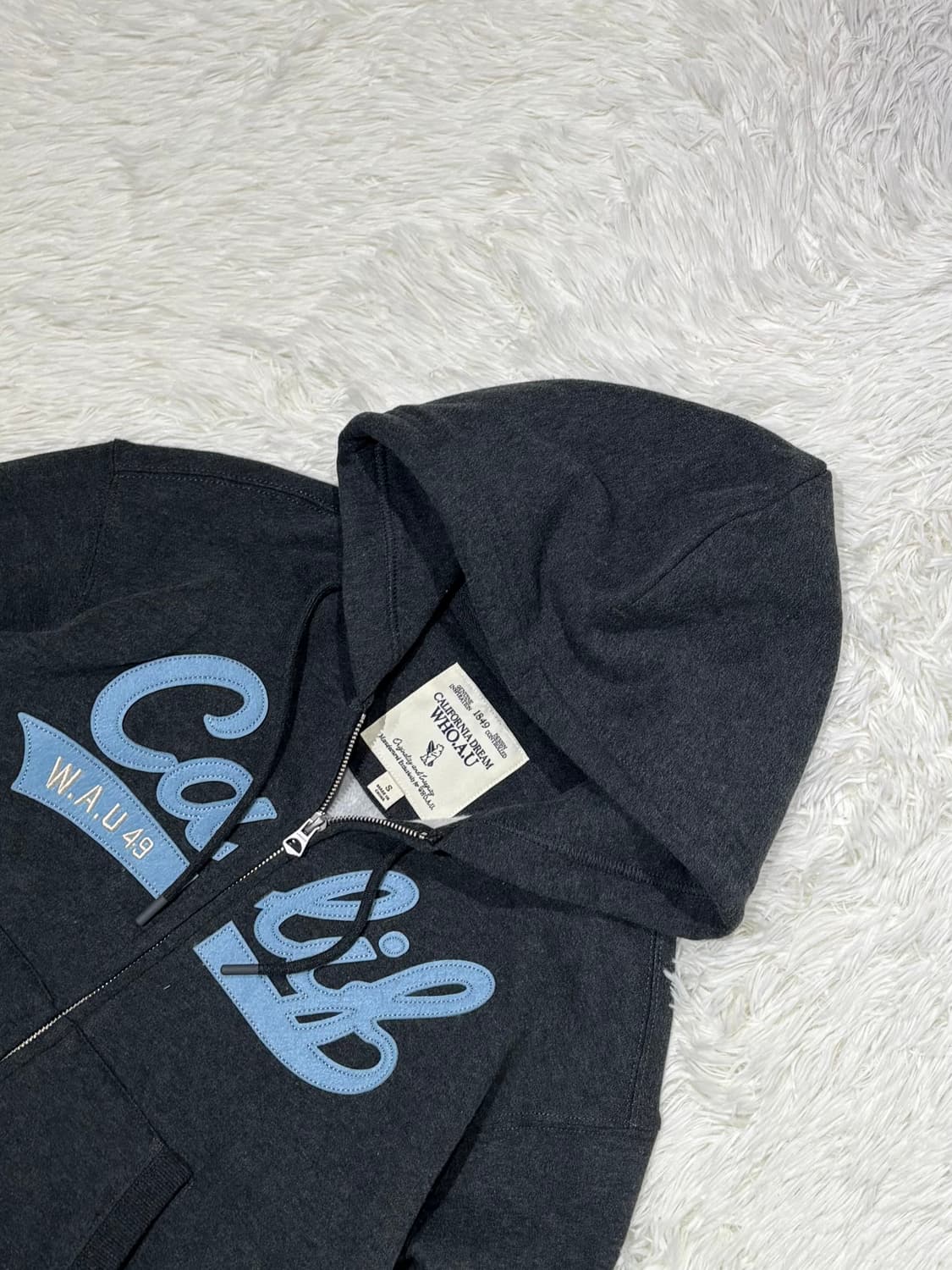 후아유 빅로고 차콜 투웨이 후드집업 상품이미지5