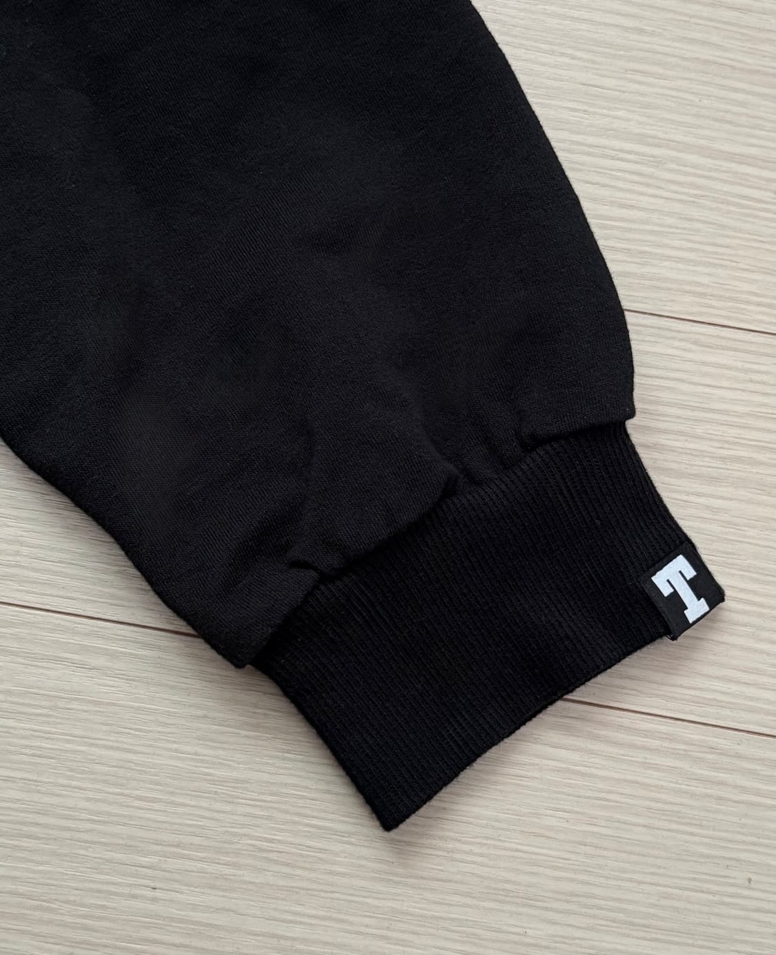 투머치택스 어시메트릭 원 숄더 스웨트셔츠 블랙 맨투맨 상품이미지4