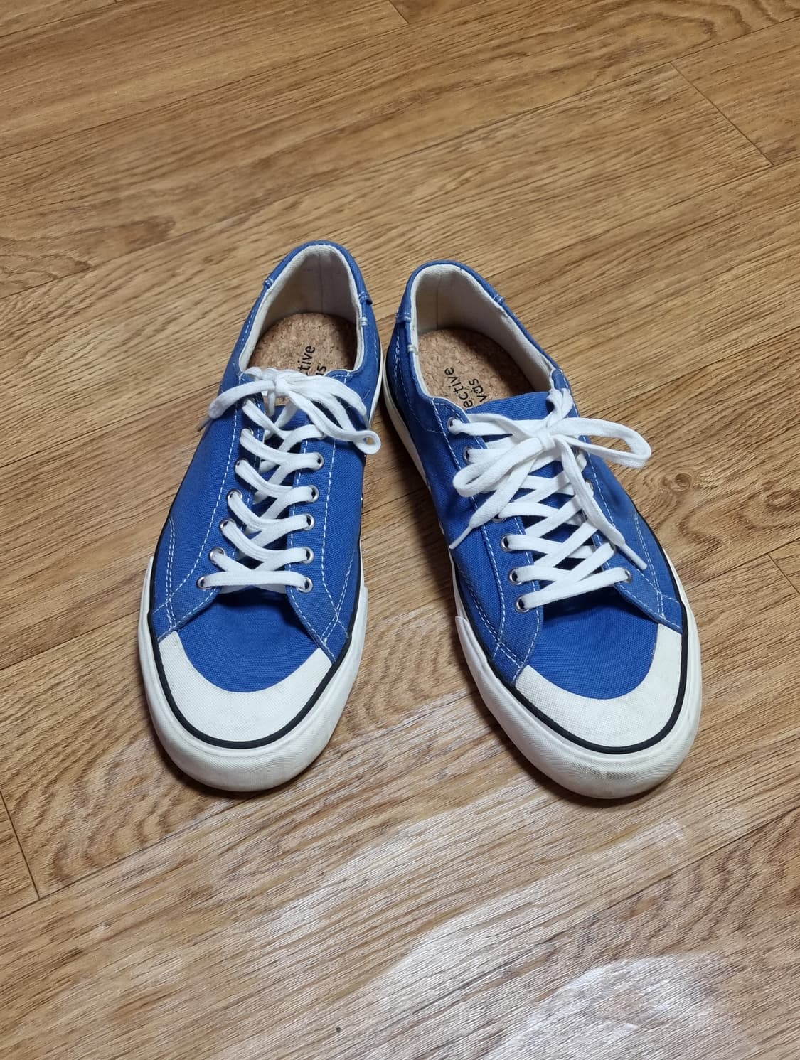 Collective Canvas 스니커즈 상품이미지1