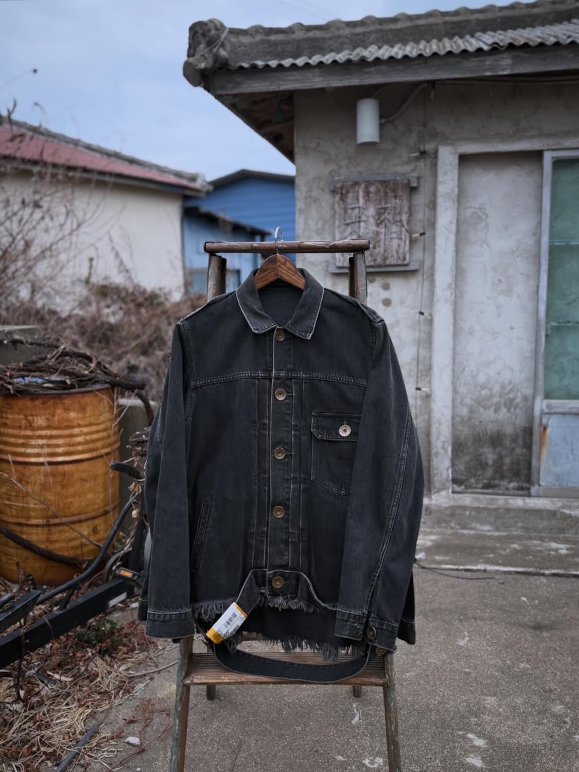 Mihara Yasuhiro Distressed Denim Trucker 상품이미지1