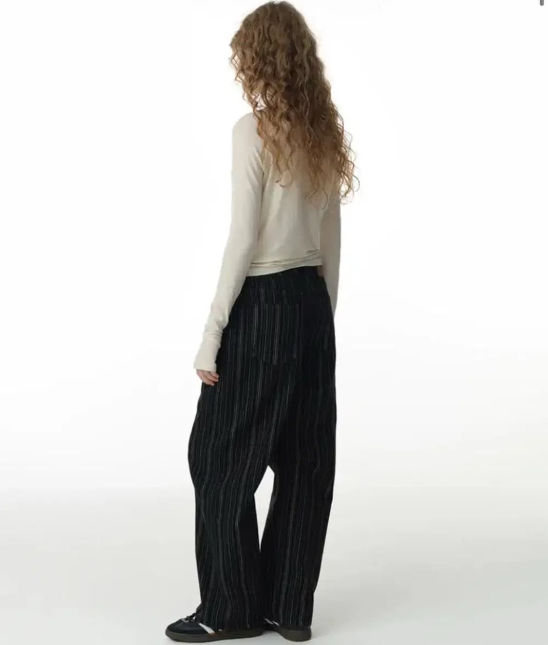 밀로우먼 홀 래글런 티셔츠 크림 상품이미지2