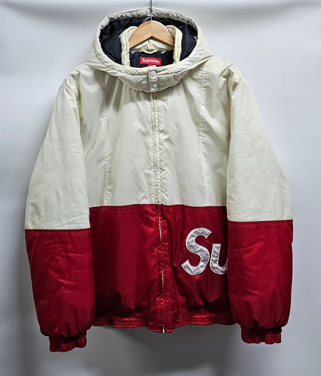 슈프림 16FW 사이드라인 로고파카 L 상품이미지1