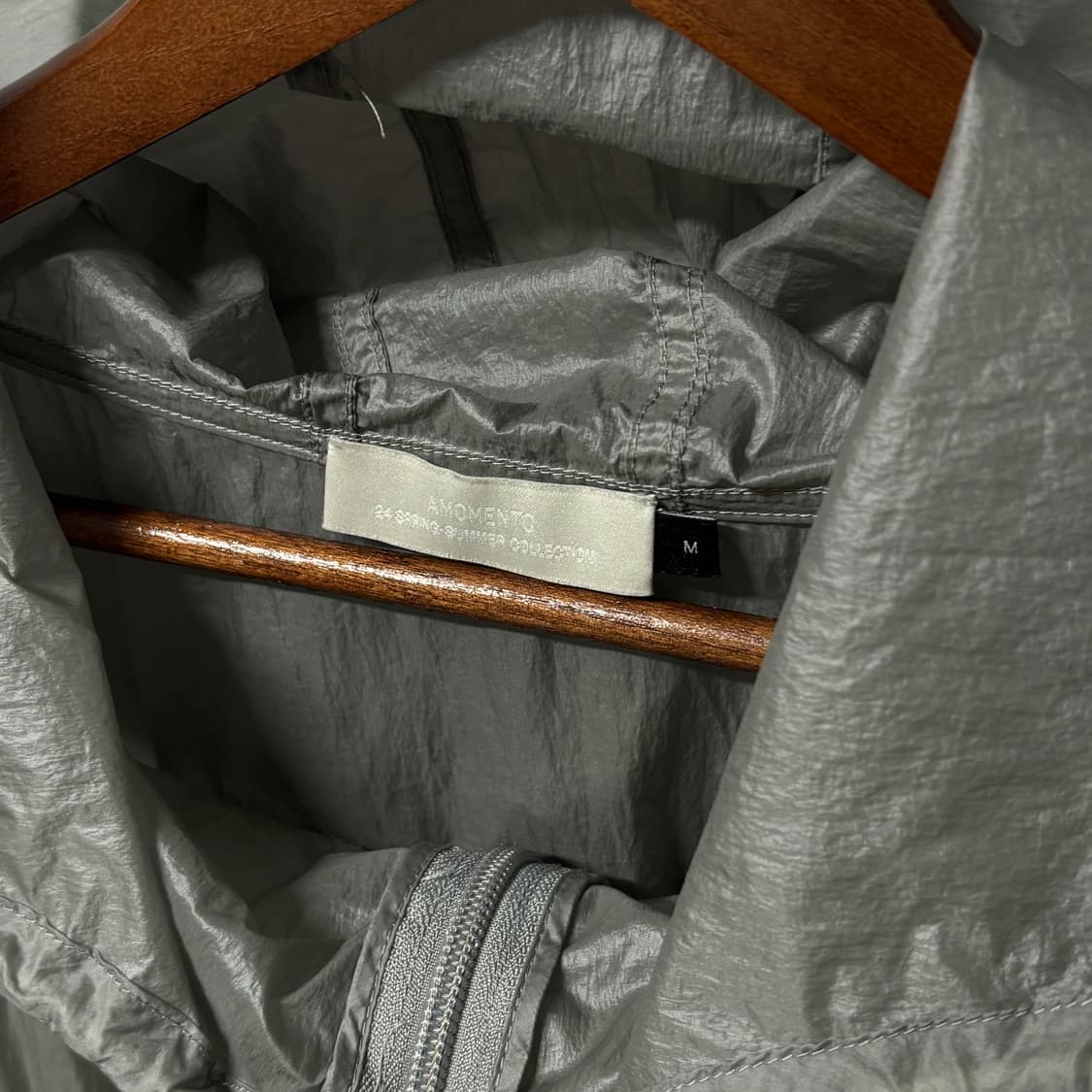 amomentoSHEER NYLON RAGLAN HOODED JUMPER 상품이미지2